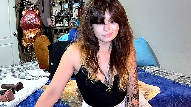 Snapshot of ZeelaXoXo chatting on April 1, 2026, 6:03 am ZeelaXoXo online show from April 1, 2026, 6:03 am