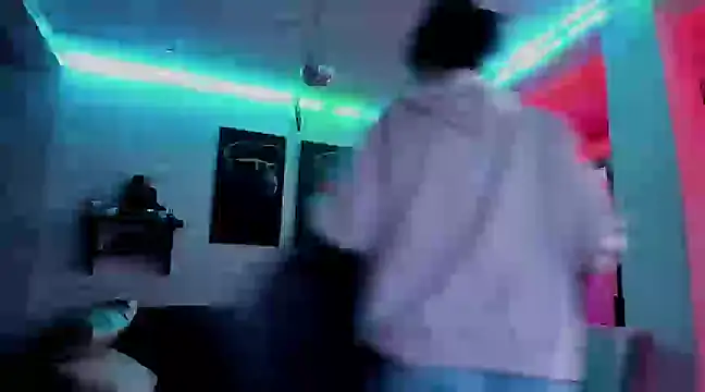 Snapshot of Kimmymadison- chatting on December 22, 2024, 6:48 pm Kimmymadison- online show from December 22, 2024, 6:48 pm