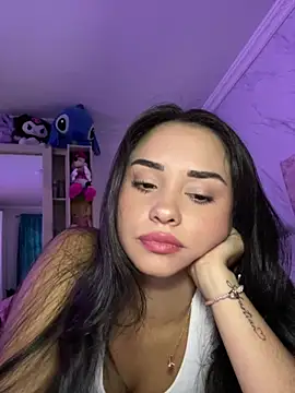 Kimmymadison- online show from April 23, 2026, 10:45 pm