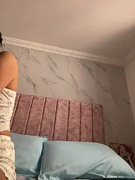Snapshot of Kimmymadison- chatting on June 26, 2026, 1:59 pm Kimmymadison- online show from June 26, 2026, 1:59 pm