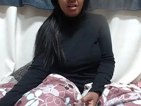 Snapshot of Linda_sexy chatting on July 2, 2026, 2:44 am Linda sexy online show from July 2, 2026, 2:44 am