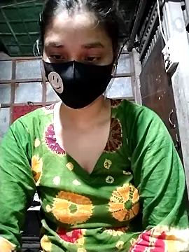 Snapshot of Aruyeshi- chatting on September 24, 2025, 3:21 am Aruyeshi- online show from September 24, 2025, 3:21 am