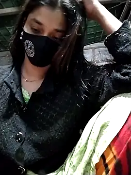 Snapshot of Aruyeshi- chatting on November 22, 2025, 11:59 pm Aruyeshi- online show from November 22, 2025, 11:59 pm