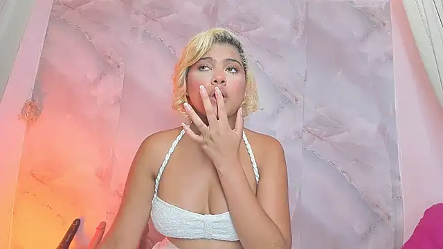 sofiacastillo01 online show from August 1, 2026, 2:38 pm