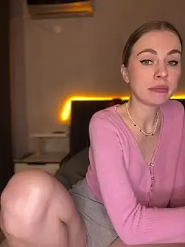 Snapshot of LoveGameSexx chatting on December 28, 2024, 4:20 pm LoveGameSexx online show from December 28, 2024, 4:20 pm