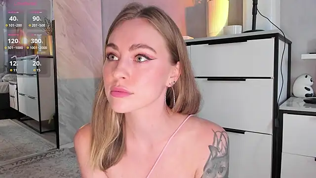 Snapshot of LoveGameSexx chatting on October 11, 2025, 10:58 am LoveGameSexx online show from October 11, 2025, 10:58 am