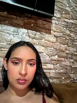 Snapshot of twohornys chatting on November 13, 2025, 10:08 pm twohornys online show from November 13, 2025, 10:08 pm