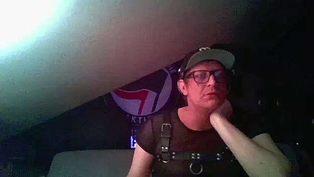 Bigthroaterboy online show from December 2, 2024, 8:55 pm