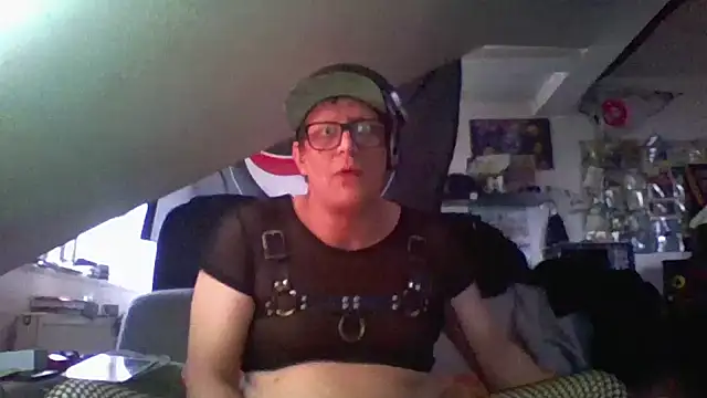 Bigthroaterboy online show from December 4, 2024, 11:52 am