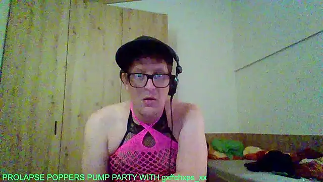 Bigthroaterboy online show from September 14, 2025, 4:11 am