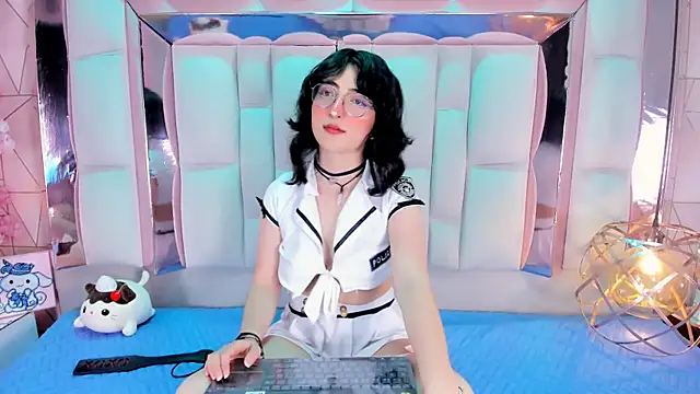 Snapshot of SaraMartini1 chatting on September 20, 2025, 6:03 am SaraMartini1 online show from September 20, 2025, 6:03 am