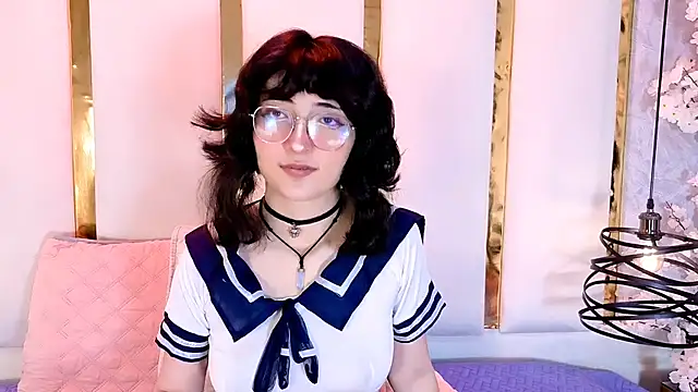 Snapshot of SaraMartini1 chatting on March 2, 2026, 5:19 am SaraMartini1 online show from March 2, 2026, 5:19 am