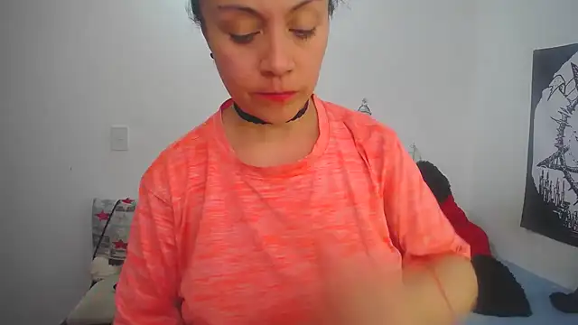 Snapshot of lili_peach chatting on February 25, 2025, 7:14 pm lili peach online show from February 25, 2025, 7:14 pm