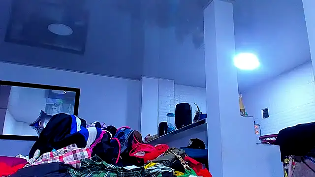 Snapshot of kerlysmith_24 chatting on February 6, 2025, 4:14 pm kerlysmith 24 online show from February 6, 2025, 4:14 pm