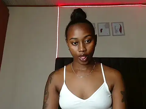 Snapshot of Miss_hot_candy chatting on January 10, 2025, 10:39 am Miss hot candy online show from January 10, 2025, 10:39 am