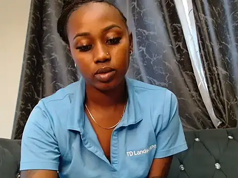 Snapshot of Miss_hot_candy chatting on February 21, 2025, 10:39 am Miss hot candy online show from February 21, 2025, 10:39 am