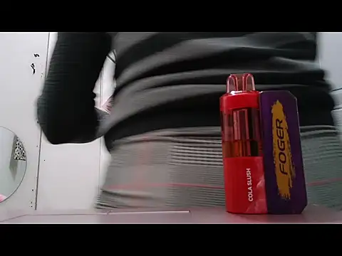 Snapshot of vvictoria_xxx chatting on November 29, 2025, 10:18 am vvictoria xxx online show from November 29, 2025, 10:18 am