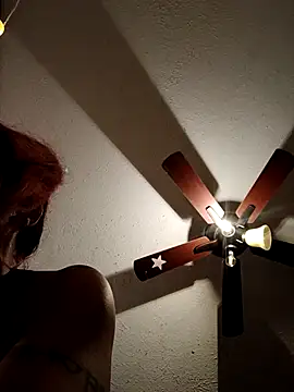 Snapshot of vvictoria_xxx chatting on March 6, 2026, 8:55 am vvictoria xxx online show from March 6, 2026, 8:55 am