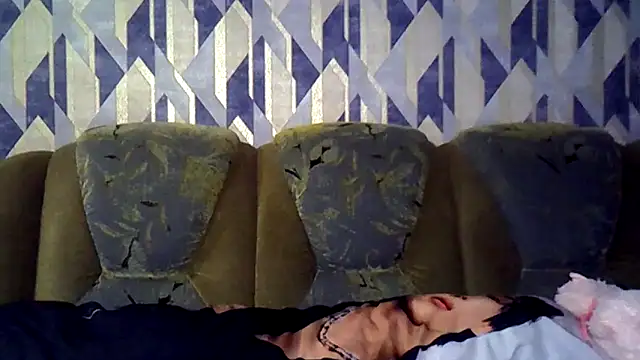 Snapshot of AnitaWillias chatting on May 6, 2026, 8:14 pm AnitaWillias online show from May 6, 2026, 8:14 pm