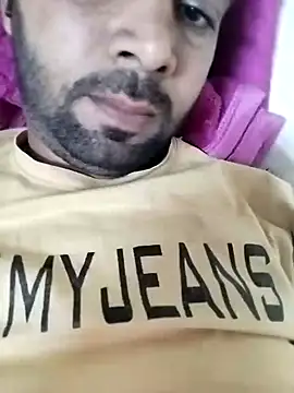 Snapshot of ConducedPant chatting on December 23, 2024, 3:12 pm ConducedPant online show from December 23, 2024, 3:12 pm