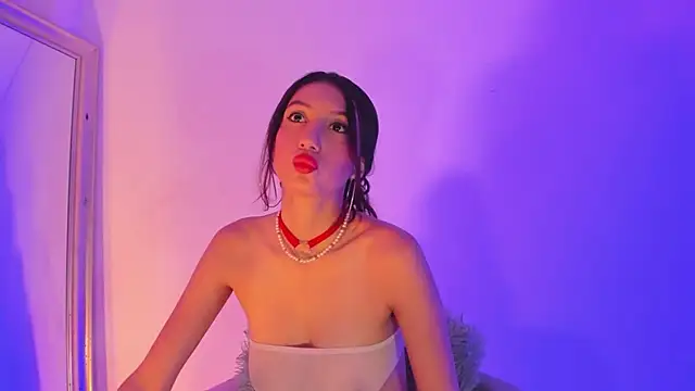 Snapshot of LyaEvanss chatting on October 18, 2025, 1:45 pm LyaEvanss online show from October 18, 2025, 1:45 pm