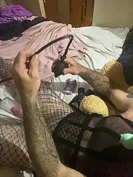 WilldoPita online show from February 16, 2025, 9:27 pm