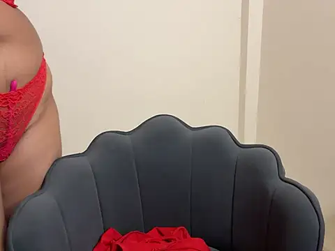 Snapshot of Okaysimran chatting on February 19, 2025, 2:55 pm Okaysimran online show from February 19, 2025, 2:55 pm