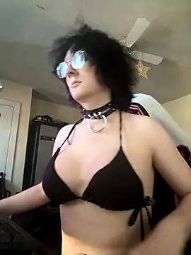 YandereDemon online show from October 6, 2025, 7:22 pm