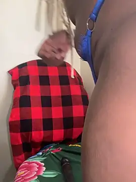 Wzz   online show from November 7, 2025, 7:08 am