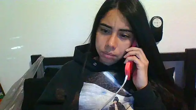 Snapshot of catrinasexy19 chatting on December 2, 2024, 7:38 pm catrinasexy19 online show from December 2, 2024, 7:38 pm