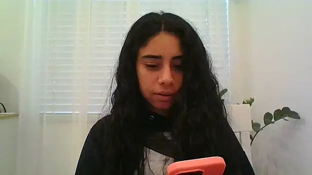 Snapshot of catrinasexy19 chatting on December 11, 2024, 9:23 pm catrinasexy19 online show from December 11, 2024, 9:23 pm