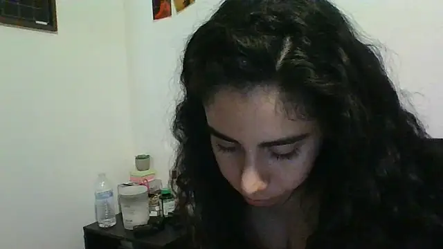 Snapshot of catrinasexy19 chatting on December 21, 2024, 7:16 pm catrinasexy19 online show from December 21, 2024, 7:16 pm