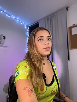 JoselinFlower  online show from February 22, 2026, 1:07 am