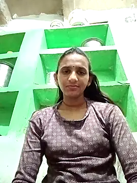 Baby  Shreya online show from April 15, 2026, 9:04 pm