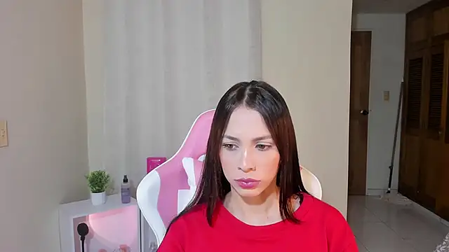 shanakendal2 online show from March 4, 2025, 1:38 pm