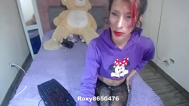 Snapshot of roxy_roxxan chatting on July 9, 2026, 1:31 am roxy roxxan online show from July 9, 2026, 1:31 am