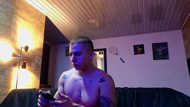 Snapshot of AsmodeoCox chatting on July 4, 2026, 12:17 am AsmodeoCox online show from July 4, 2026, 12:17 am