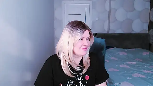 Snapshot of natusik chatting on February 11, 2025, 8:58 am natusik online show from February 11, 2025, 8:58 am