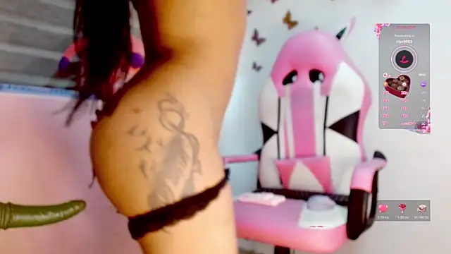 Snapshot of amaranta1411- chatting on November 16, 2025, 4:01 pm amaranta1411- online show from November 16, 2025, 4:01 pm