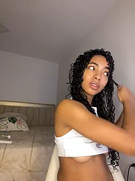 Snapshot of nicoleebony1 chatting on June 26, 2026, 4:00 pm nicoleebony1 online show from June 26, 2026, 4:00 pm