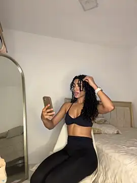 Snapshot of nicoleebony1 chatting on July 21, 2026, 6:21 pm nicoleebony1 online show from July 21, 2026, 6:21 pm