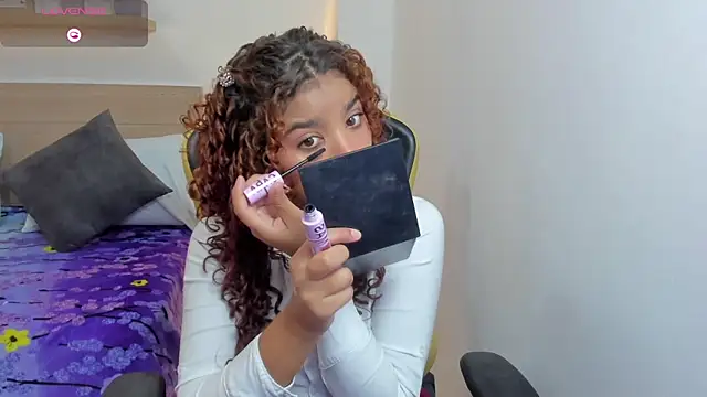 Snapshot of aurora_rodriguez chatting on January 22, 2025, 1:32 pm aurora rodriguez online show from January 22, 2025, 1:32 pm