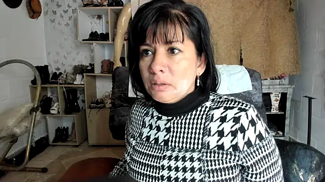 Erlinda-engel online show from October 16, 2025, 12:28 pm