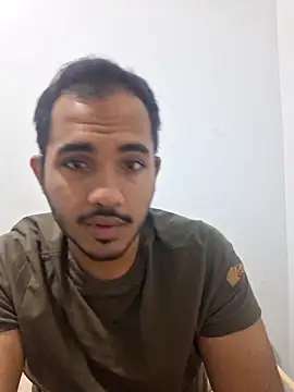 alesssterling online show from November 11, 2025, 3:28 am