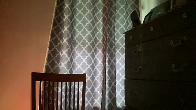 Snapshot of Mikeswanston chatting on March 9, 2026, 4:33 pm Mikeswanston online show from March 9, 2026, 4:33 pm