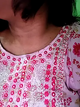 Snapshot of NEHA-DESHI chatting on May 12, 2026, 7:11 pm NEHA-DESHI online show from May 12, 2026, 7:11 pm