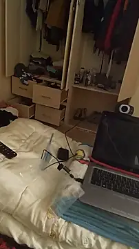 black sexy queen online show from January 13, 2025, 8:04 pm