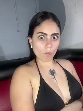 Azuna25 online show from July 9, 2026, 10:25 pm
