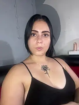 Azuna25 online show from July 24, 2026, 6:28 pm