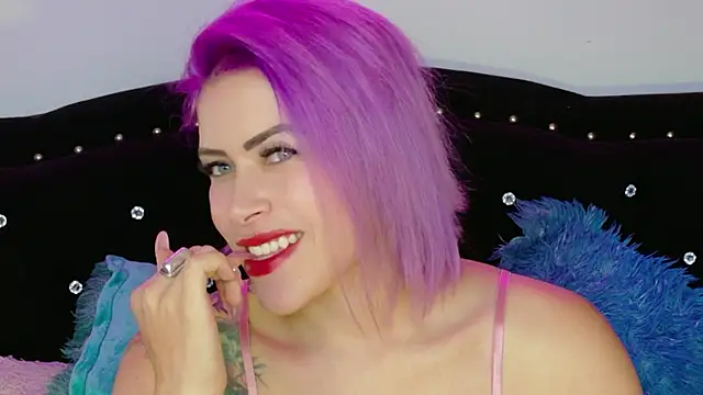 Natalia Montoya online show from April 28, 2026, 9:36 am